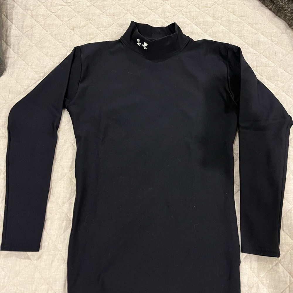 Under Armour Cold Gear Base Layers (Top & Bottom)